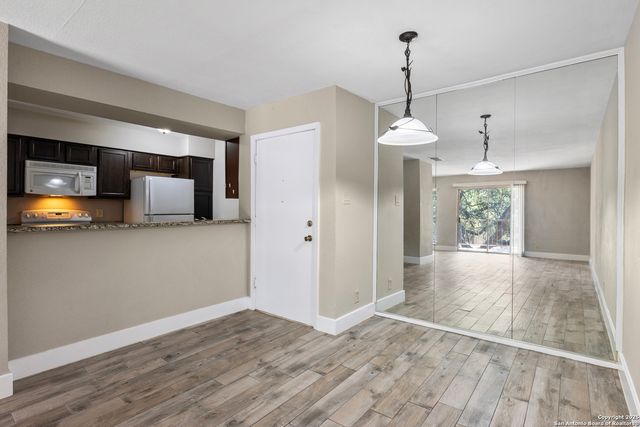 4119 Medical Dr Apt D206, San Antonio, TX 78229