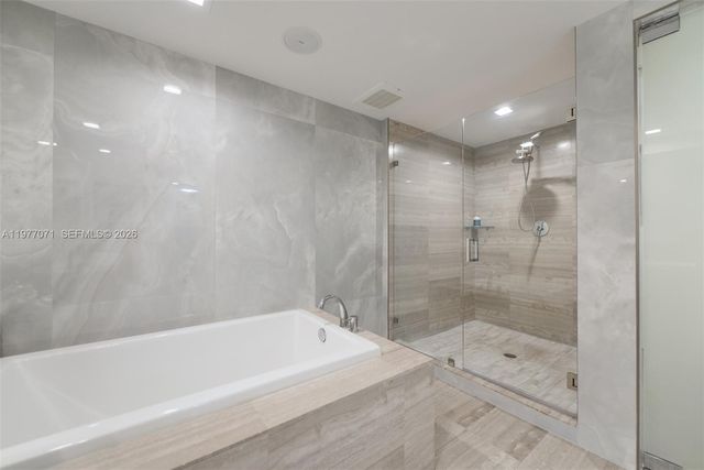 3951 S Ocean Dr 402, Hollywood, FL 33019