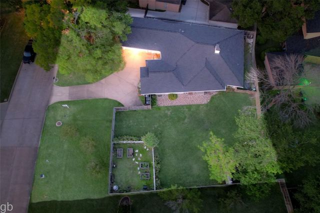 3010 Broadmoor Drive, Sugar Land, TX 77478