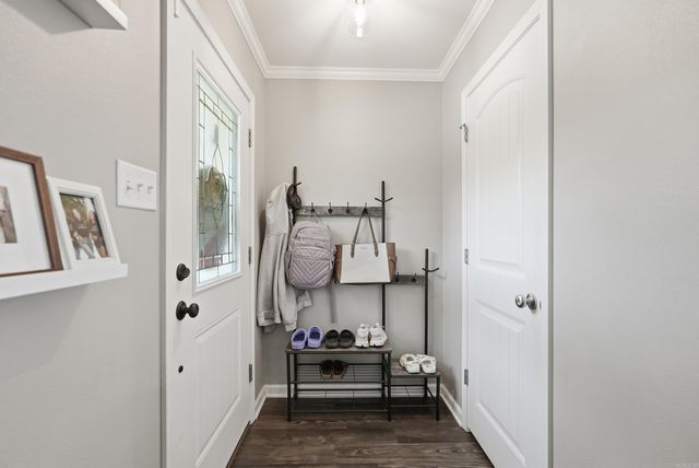 1135 J W Cove, Benton, AR 72019