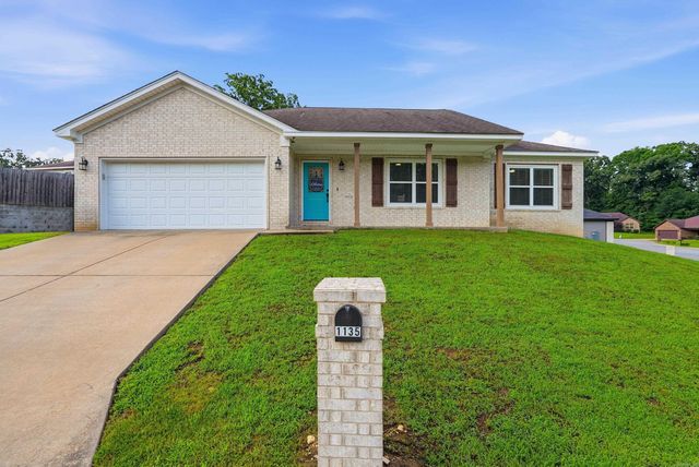 1135 J W Cove, Benton, AR 72019
