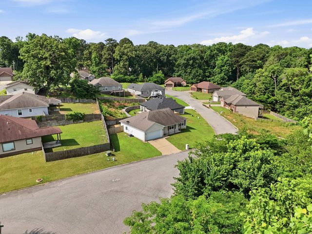 1135 J W Cove, Benton, AR 72019