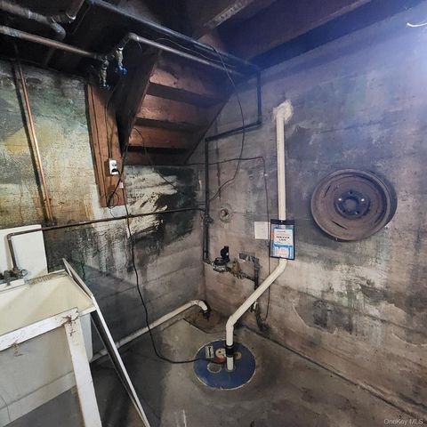 6218 State Route 42, Woodbourne, NY 12788