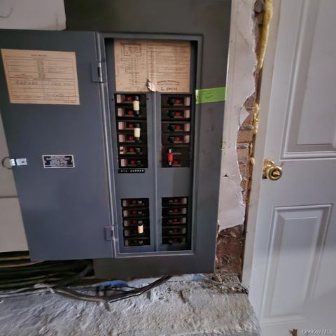 6218 State Route 42, Woodbourne, NY 12788