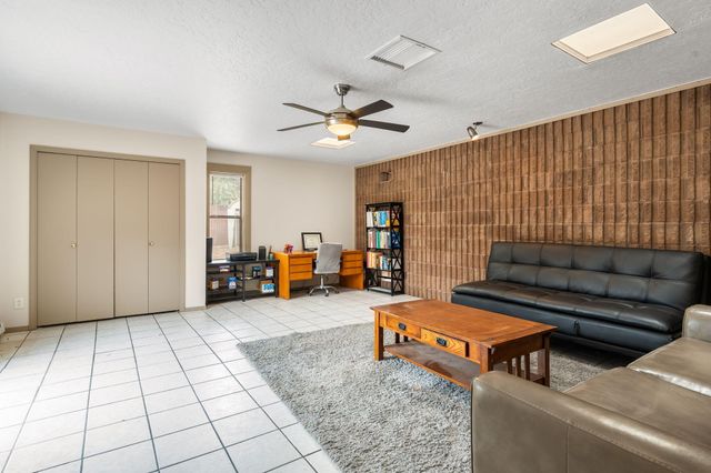 2424 Wisconsin Street NE, Albuquerque, NM 87110