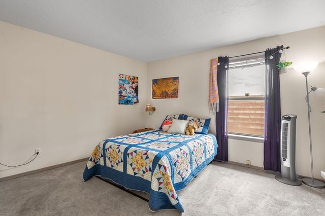 2424 Wisconsin Street NE, Albuquerque, NM 87110