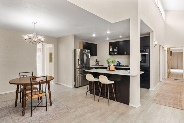 2424 Wisconsin Street NE, Albuquerque, NM 87110
