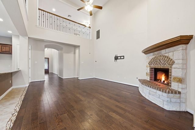 2738 Belicia LN, Round Rock, TX 78665