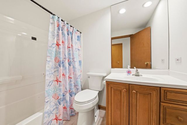 133 Lela Lane, Schaumburg, IL 60193