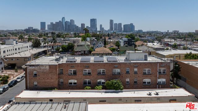 2222 W 15th Street, Los Angeles, CA 90006