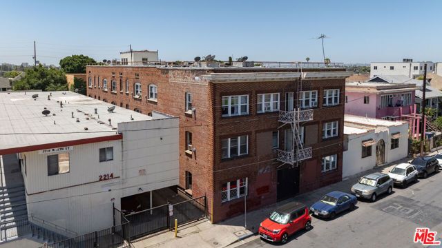 2222 W 15th Street, Los Angeles, CA 90006