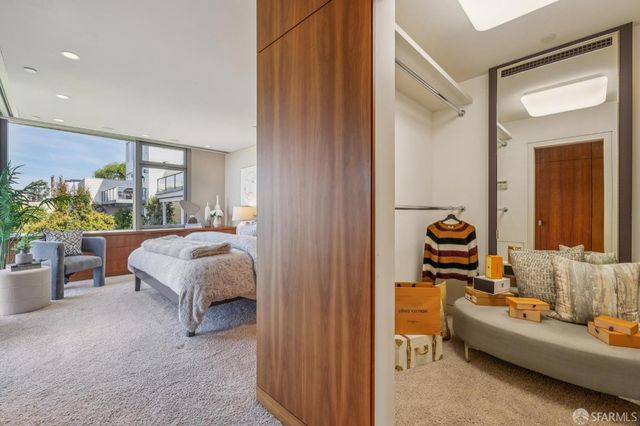 1170 Chestnut Street, San Francisco, CA 94109