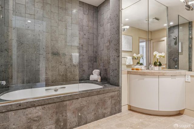 1170 Chestnut Street, San Francisco, CA 94109