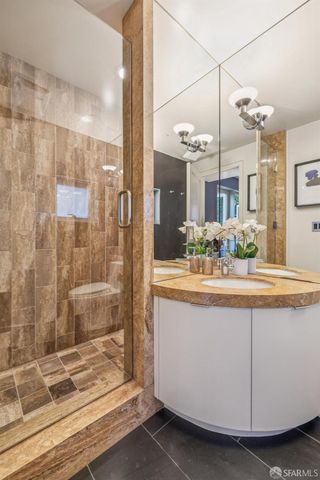 1170 Chestnut Street, San Francisco, CA 94109