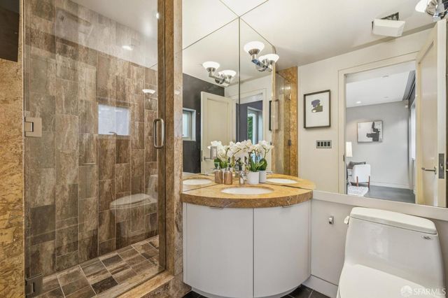 1170 Chestnut Street, San Francisco, CA 94109