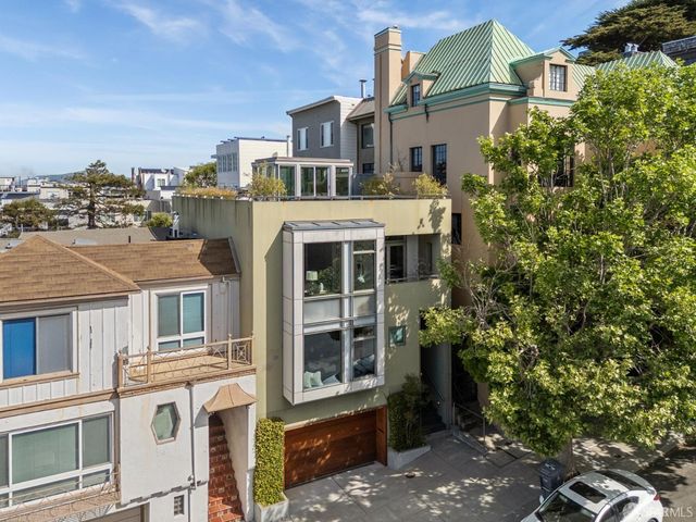 1170 Chestnut Street, San Francisco, CA 94109