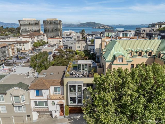 1170 Chestnut Street, San Francisco, CA 94109
