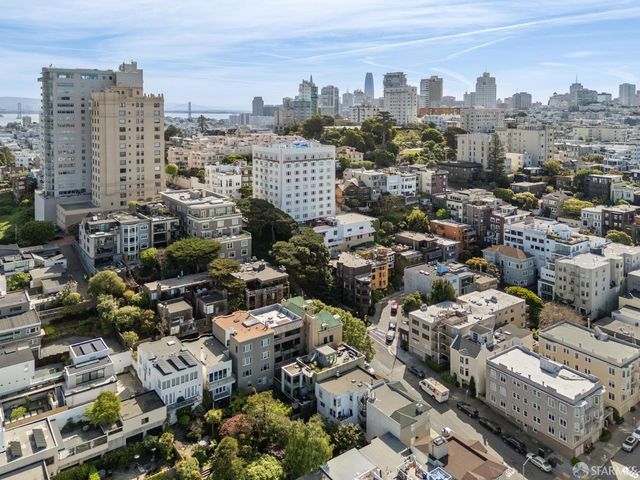 1170 Chestnut Street, San Francisco, CA 94109
