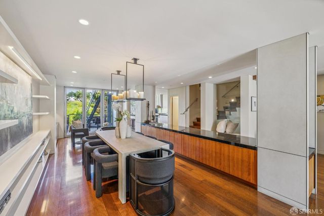 1170 Chestnut Street, San Francisco, CA 94109