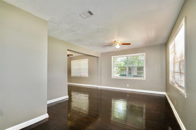 2109 Jeridona Street, La Marque, TX 77568