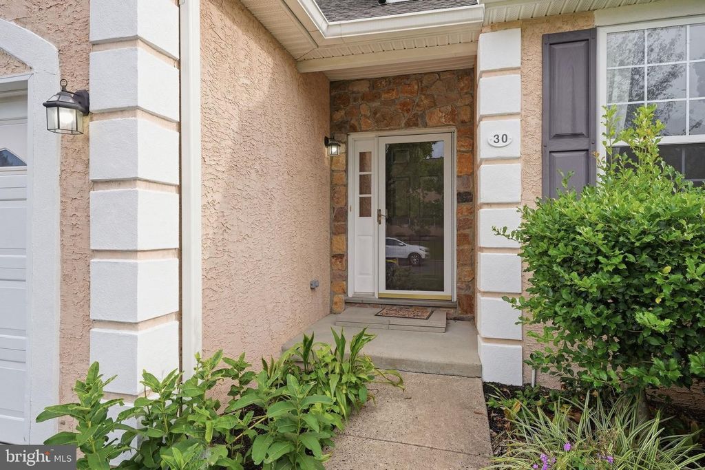 30 WHEATSHEAF LN, Eagleville, PA 19403 — photo 2