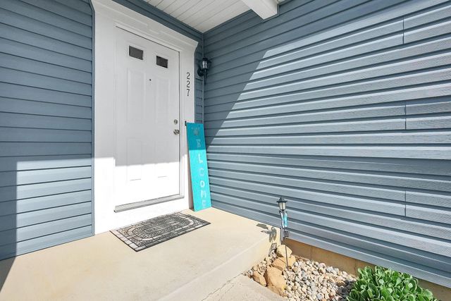 227 Calderdale Court, Blacklick, OH 43004