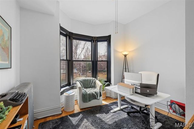 3241 Geyer Avenue, St Louis, MO 63104