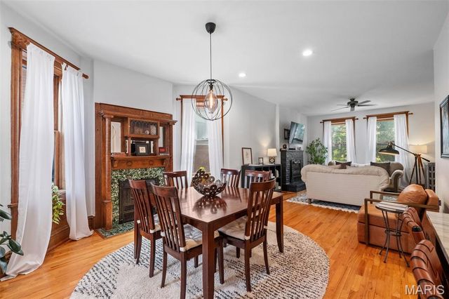 3241 Geyer Avenue, St Louis, MO 63104