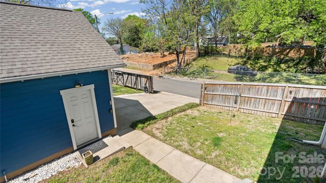 1521 Seigle Avenue, Charlotte, NC 28205