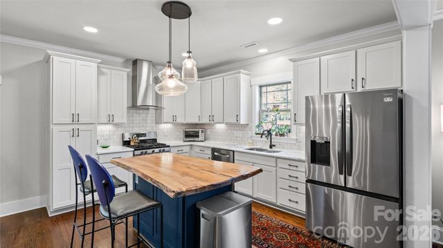 1521 Seigle Avenue, Charlotte, NC 28205