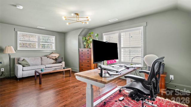 1521 Seigle Avenue, Charlotte, NC 28205