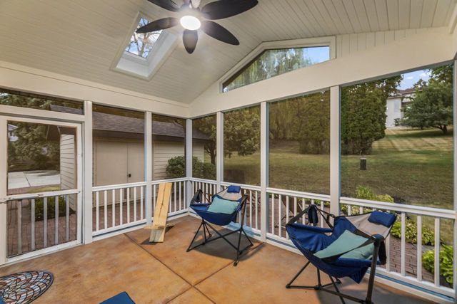 15370 Santa Maria DRIVE, Brookfield, WI 53005