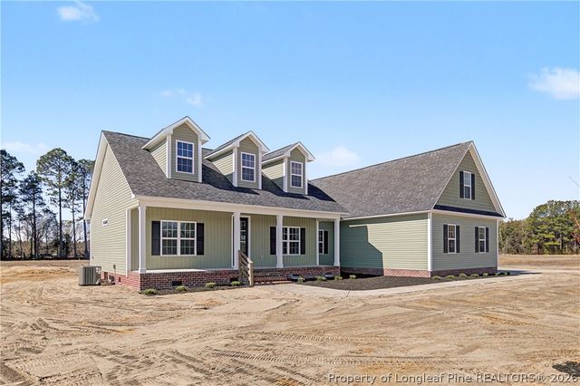 3039 Dinwiddle Drive, Wade, NC 28395