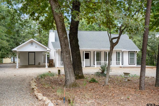 433 Knollwood Lane, Holly Lake Ranch, TX 75765