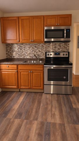 29 Winthrop St 2, Brockton, MA 02301