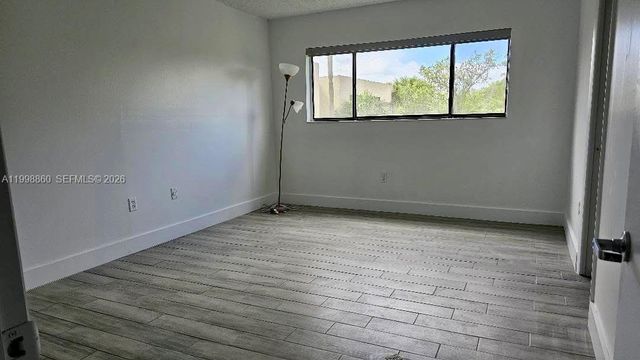 8075 SW 107th Ave 311, Miami, FL 33173