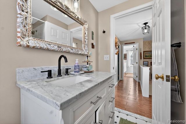 4453 Newberry Street, Wayne, MI 48184