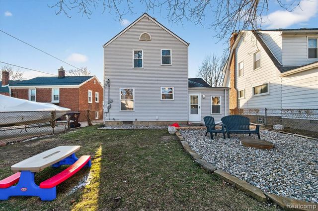 4453 Newberry Street, Wayne, MI 48184