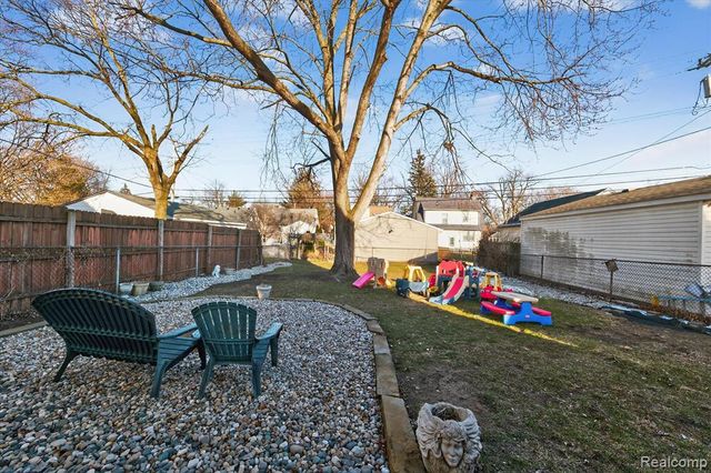 4453 Newberry Street, Wayne, MI 48184