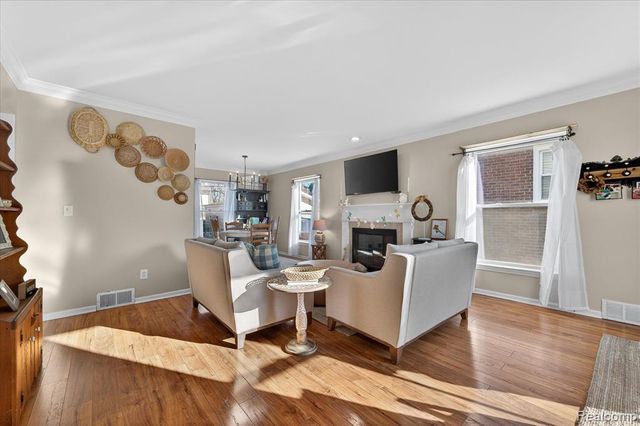 4453 Newberry Street, Wayne, MI 48184