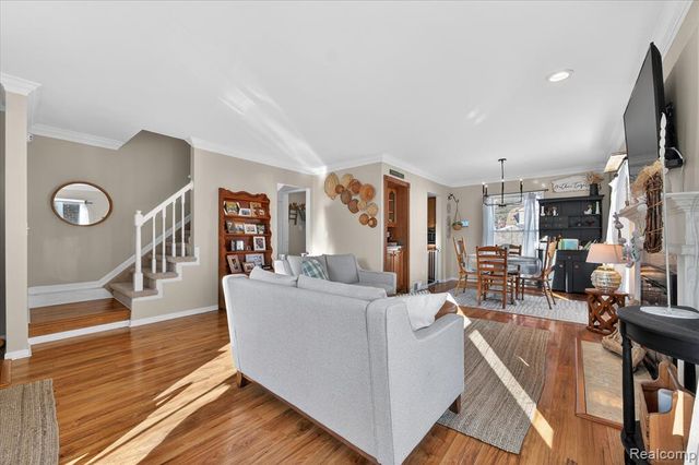 4453 Newberry Street, Wayne, MI 48184