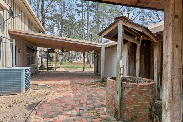 17230 Pioneer Trails, Conroe, TX 77302