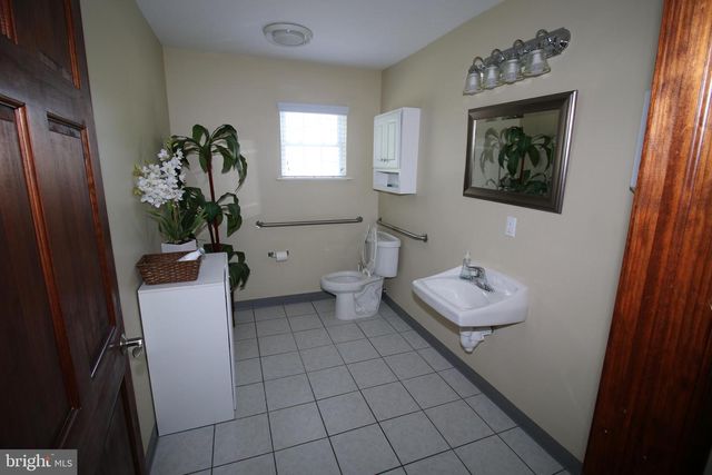 1228 BERLIN, Voorhees, NJ 08043