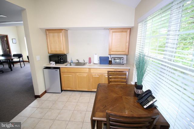 1228 BERLIN, Voorhees, NJ 08043