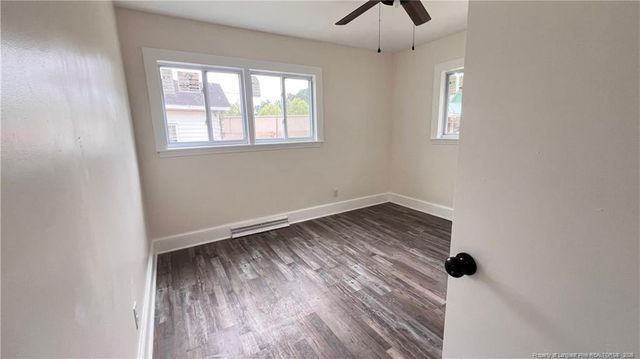 212 Peachtree Street, Red Springs, NC 28377