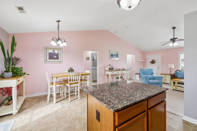 6002 NW 52nd Street, Johnston, IA 50131