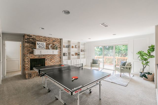 1306 Riverview Drive, Arlington, TX 76012