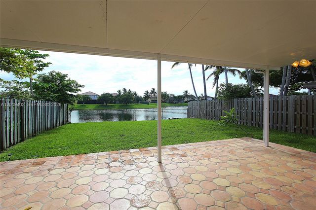 21308 SW 87 PL, Cutler Bay, FL 33189