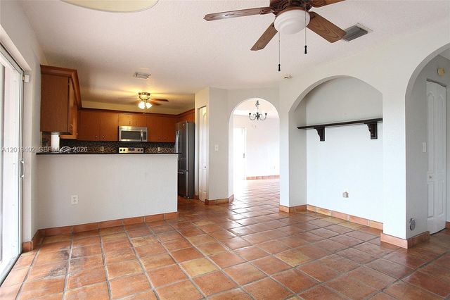 21308 SW 87 PL, Cutler Bay, FL 33189