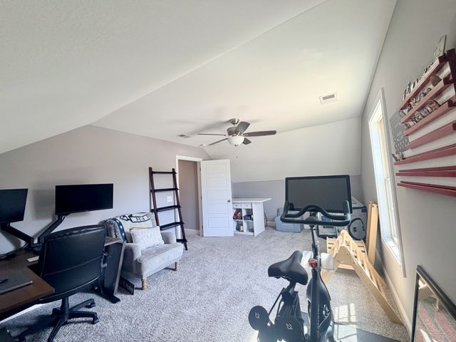 391 Kristie Michelle Ln, Clarksville, TN 37042